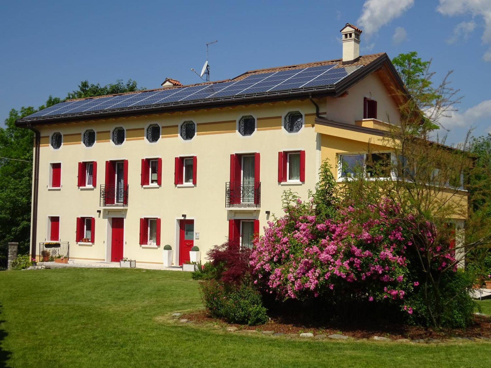 Casa Novecento Bed & Breakfast Feltre Exterior photo