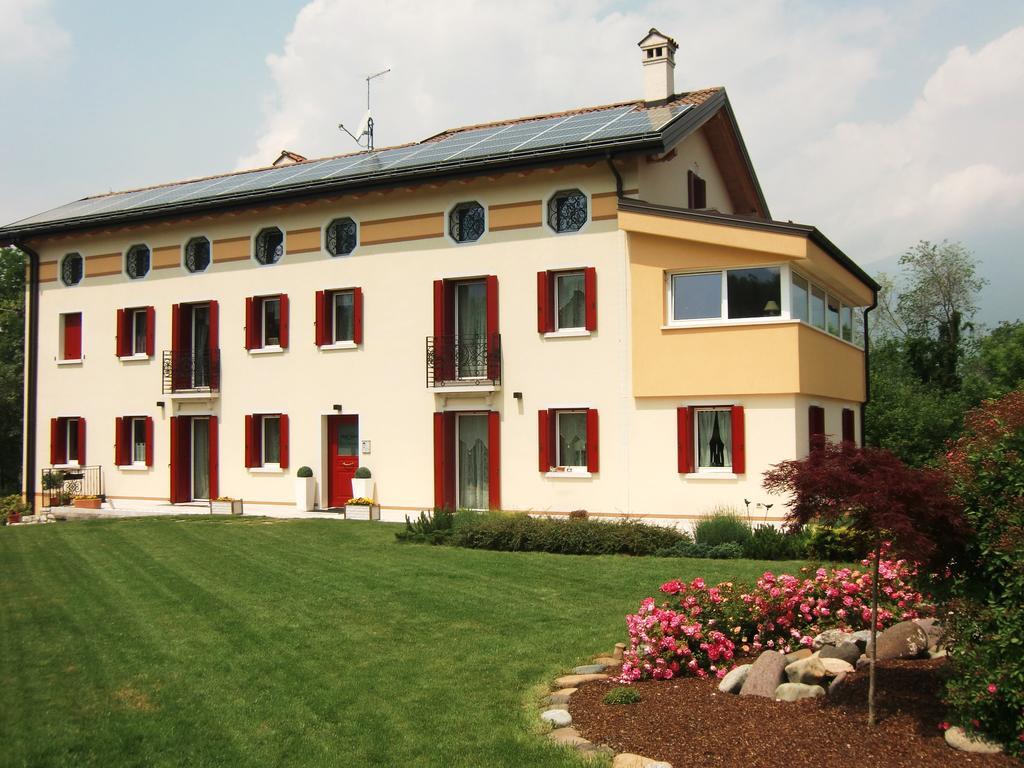 Casa Novecento Bed & Breakfast Feltre Exterior photo