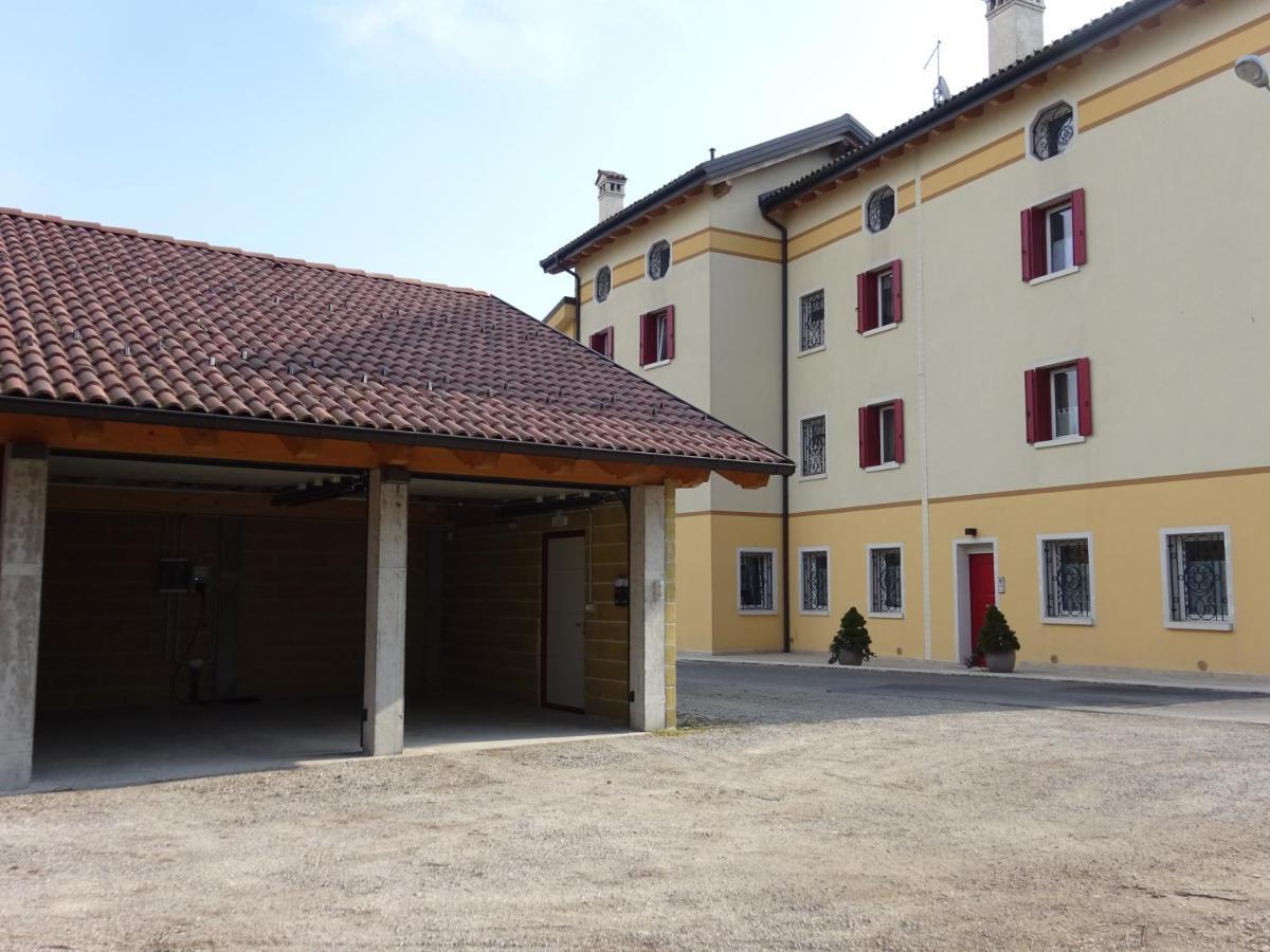 Casa Novecento Bed & Breakfast Feltre Exterior photo